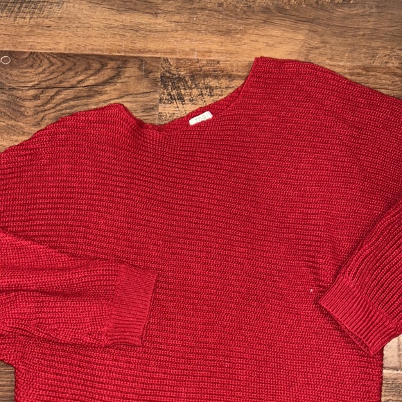 Tobi Red sweater - Picture 2 of 10